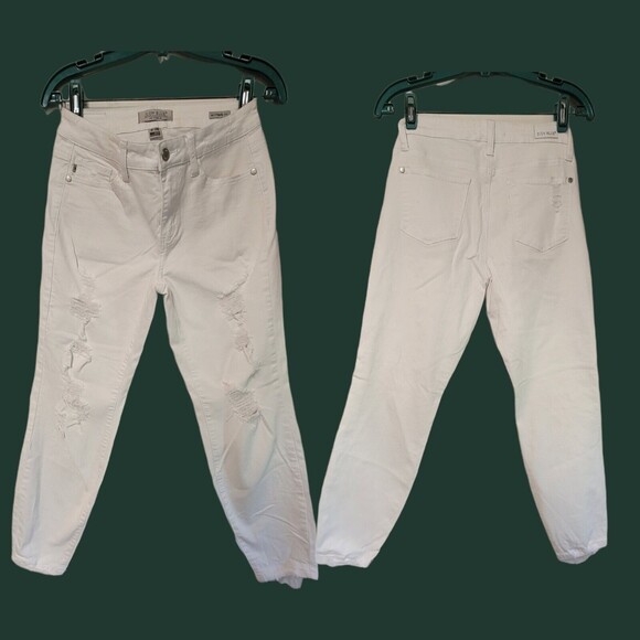 JUDY BLUE Jeans Boyfriend Fit Straight‎ Leg Cropped Size 3/26  WHITE Raw Hem - Picture 3 of 8